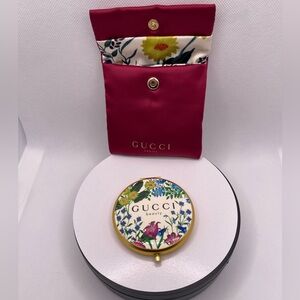 New Gucci Beaute Gold Floral Compact Mirror